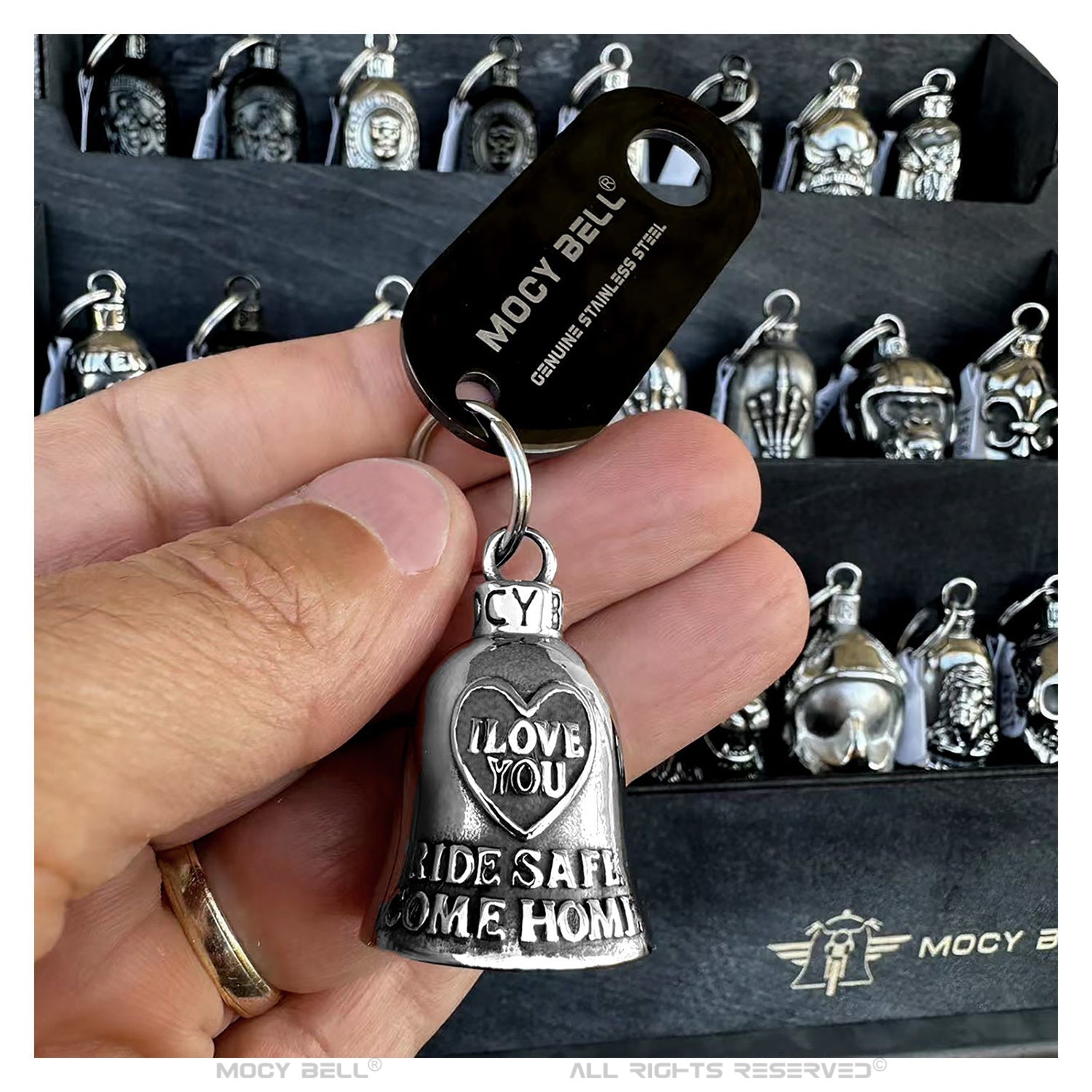 Guardian bell motorcycle stand - Resistant and universal